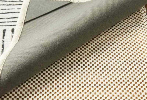 Some effective solutions to stop carpet slipping - KATAmats